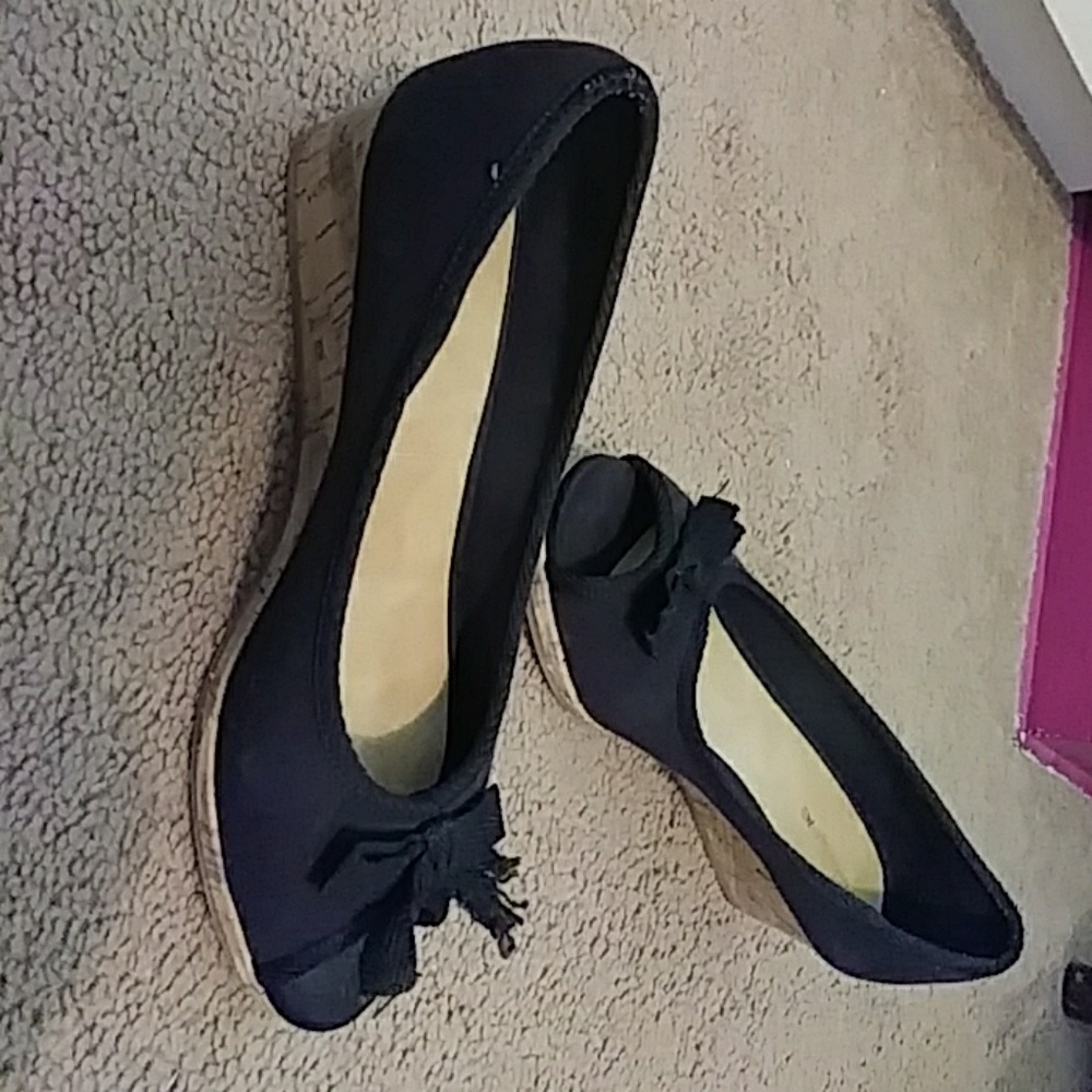 Wedge heels